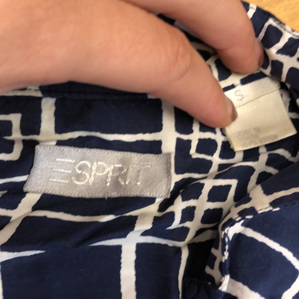 ESPRIT print collared shirt, size S - Picture 2 of 5